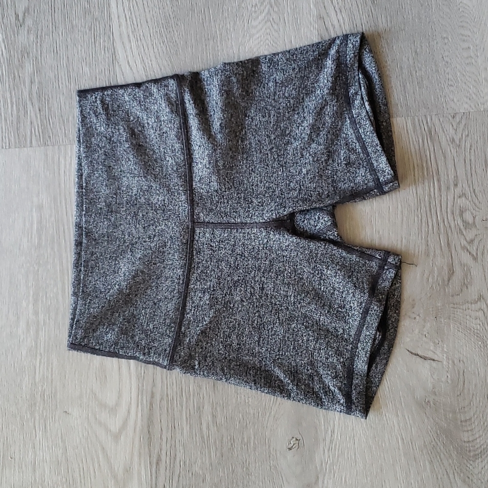 Lululemon Wunder Under shorts